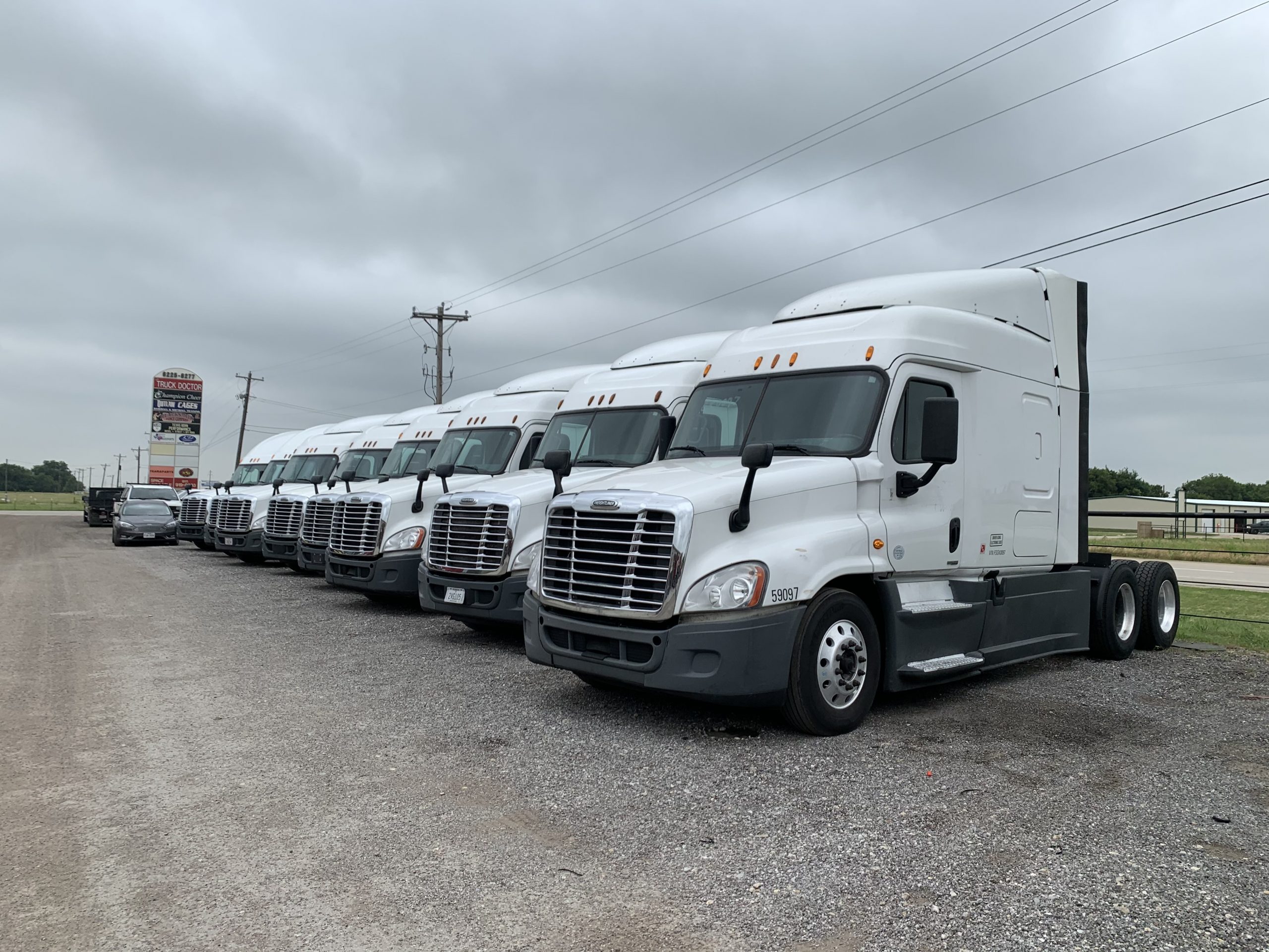 2017 FREIGHTLINER CASCADIA – Multiple Units Available